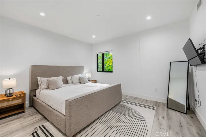 3910 Kentucky, Los Angeles, California 90068
