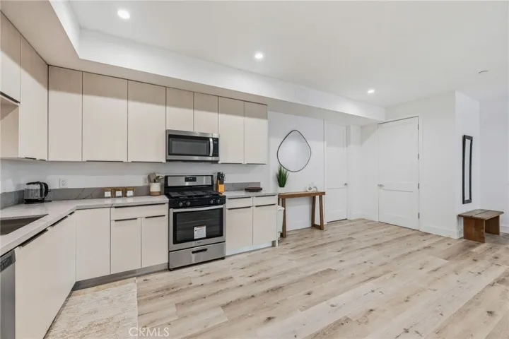 3910 Kentucky, Los Angeles, California 90068