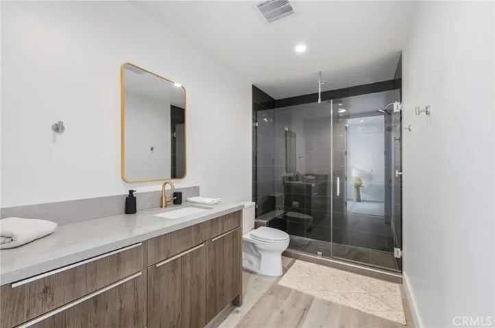 3910 Kentucky, Los Angeles, California 90068