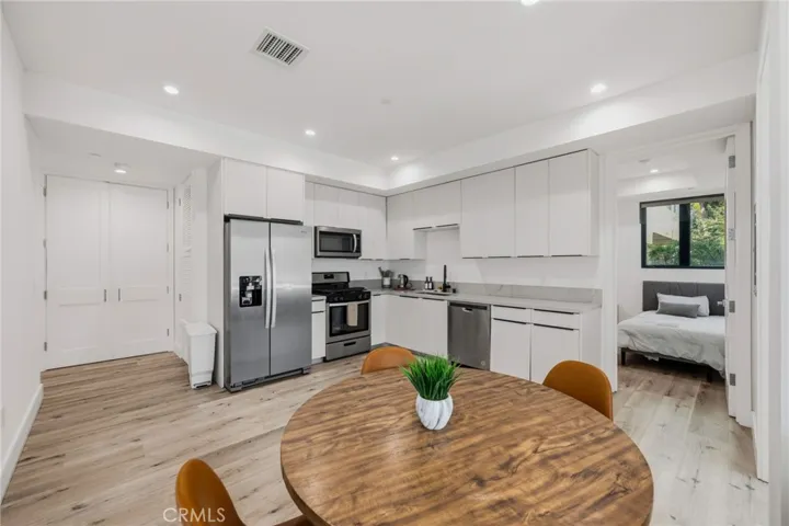 3910 Kentucky, Los Angeles, California 90068