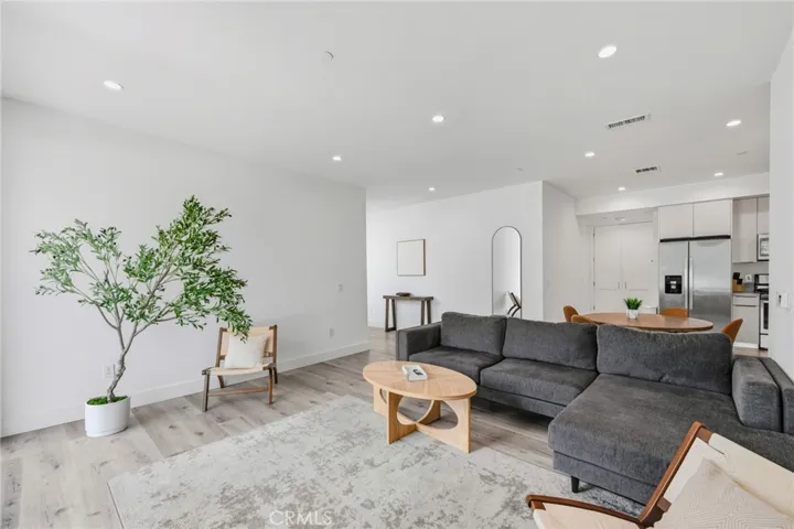 3910 Kentucky, Los Angeles, California 90068