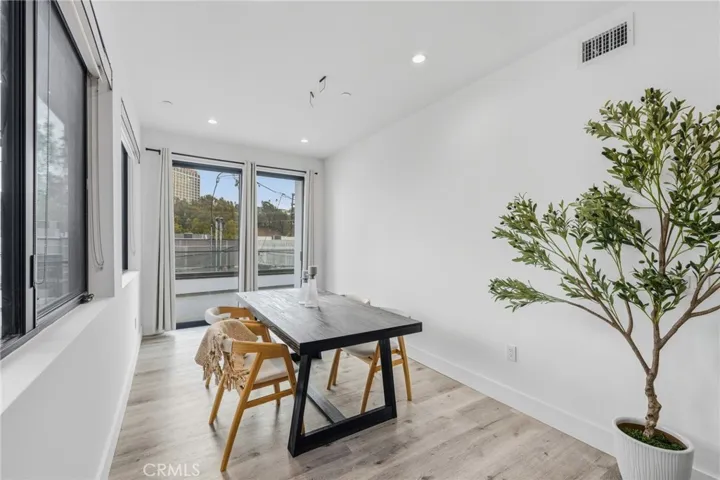 3910 Kentucky, Los Angeles, California 90068