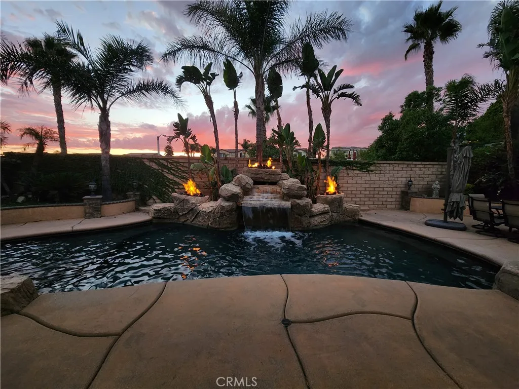 6336 Taylor Canyon, Rancho Cucamonga, California 91739 home-pic-2