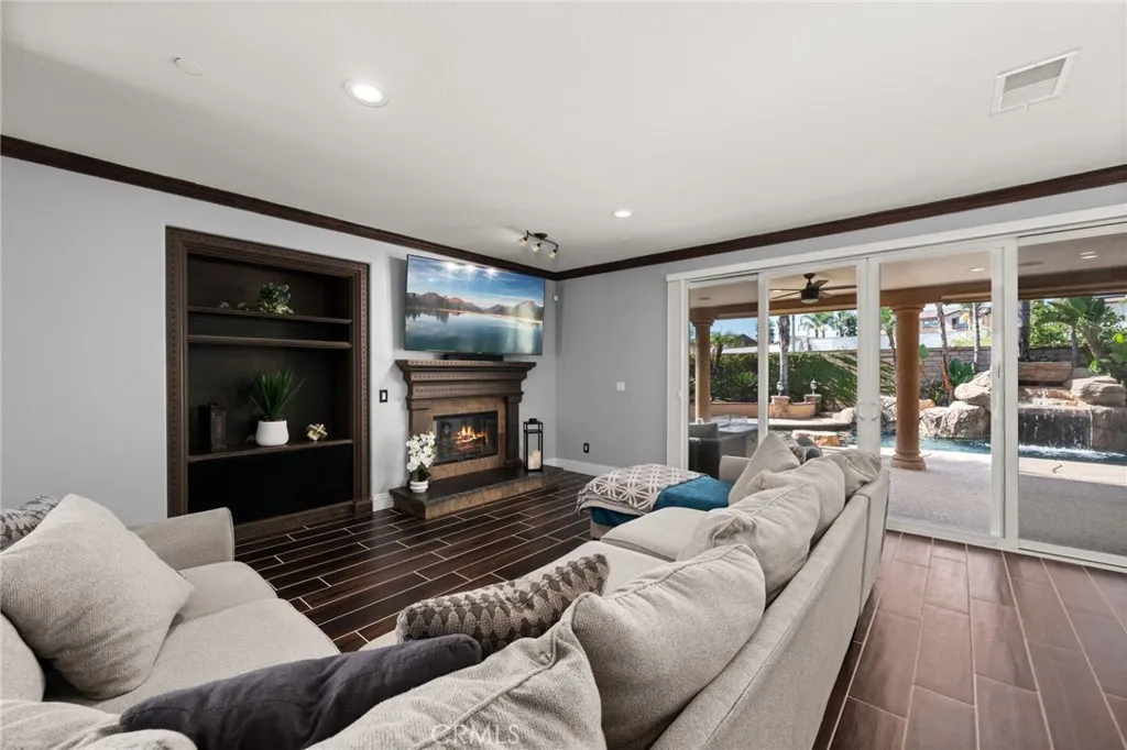 6336 Taylor Canyon, Rancho Cucamonga, California 91739 home-pic-12
