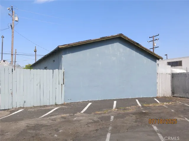 12001 Carson, Hawaiian Gardens, California 90716 — photo 5