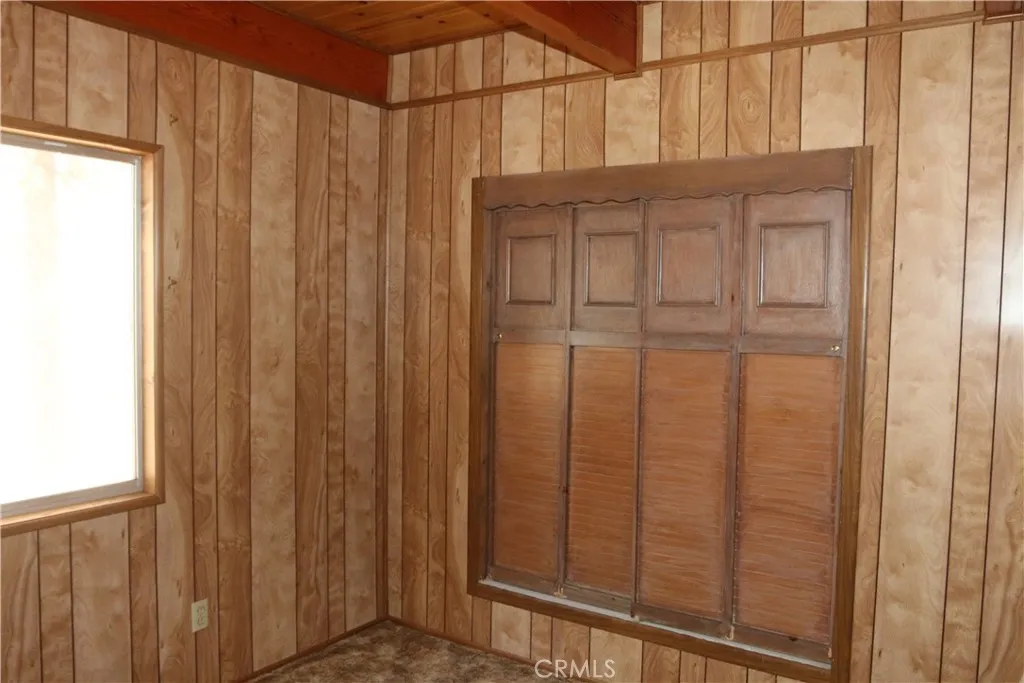 1120 Villa Grove, Big Bear Lake, California 92315 home-pic-8