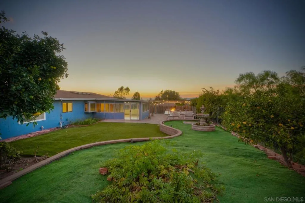 10226 Ramona Dr, San Diego, California 91977 home-pic-18