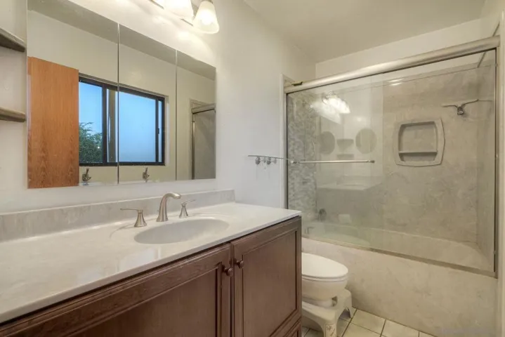 10226 Ramona Dr, San Diego, California 91977