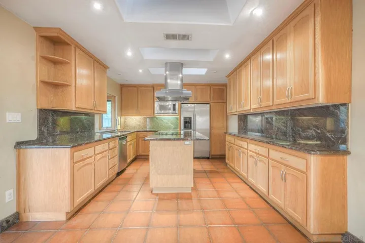 10226 Ramona Dr, San Diego, California 91977