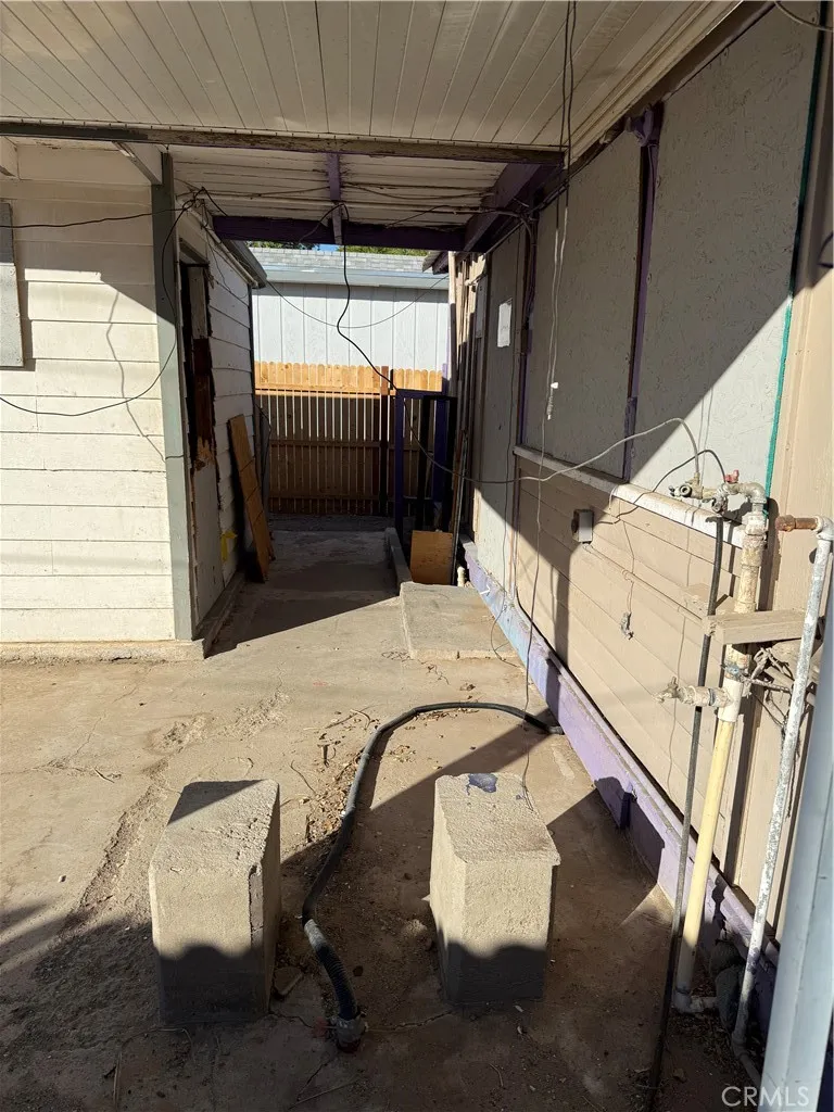 406 D Street, Needles, California 92363 home-pic-12