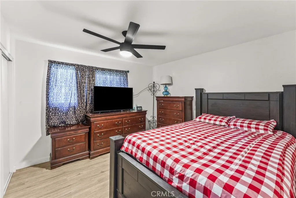 839 S Aspen, Bloomington, California 92316 home-pic-20