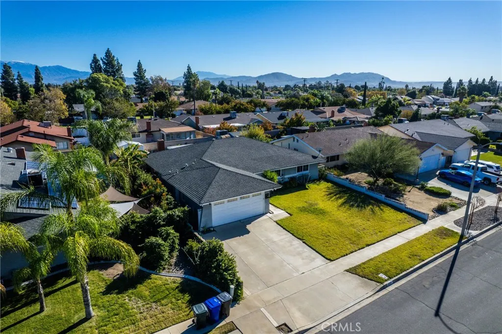839 S Aspen, Bloomington, California 92316 home-pic-2