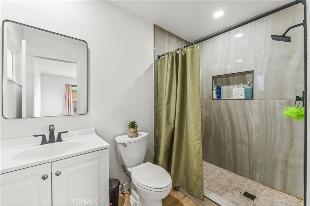839 S Aspen, Bloomington, California 92316 home-pic-17