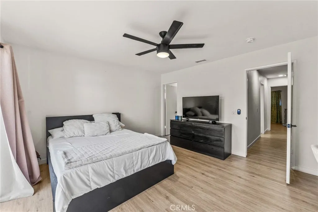 839 S Aspen, Bloomington, California 92316 home-pic-15