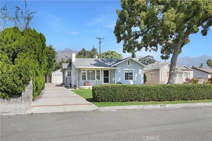 3837 Mountain View Avenue, Pasadena, California 91170