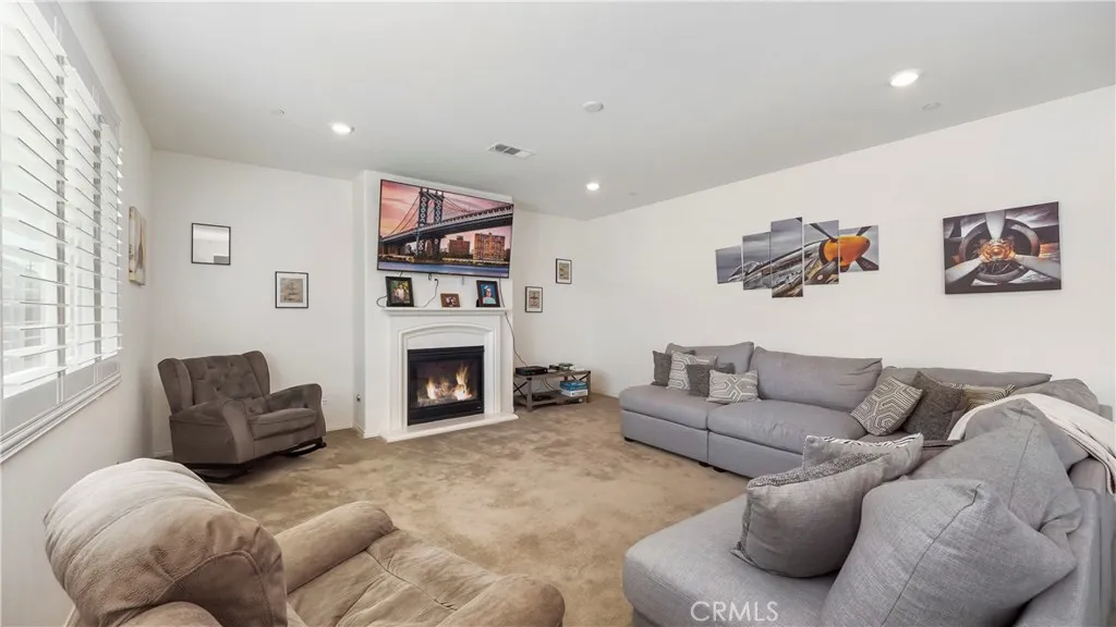 29812 Olympic, Menifee, California 92585 home-pic-6
