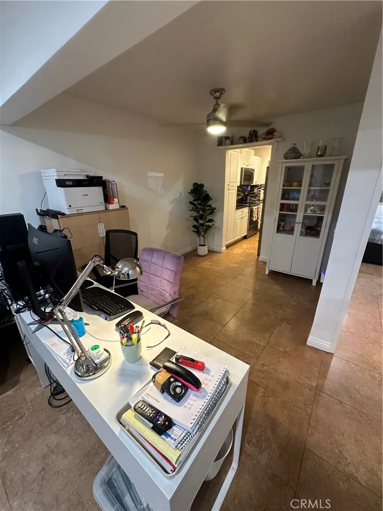 635 N Bristol, Santa Ana, California 92703 home-pic-17