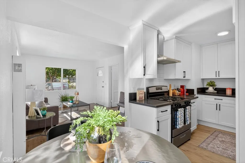 204 S Thorson, Compton, California 90221 home-pic-10