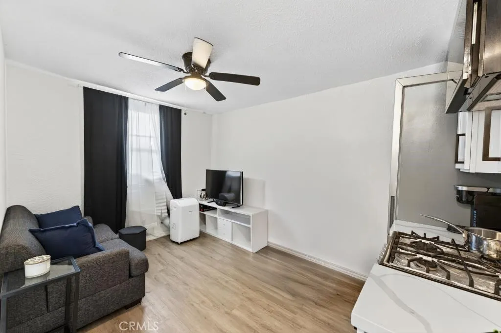 204 S Thorson, Compton, California 90221 home-pic-26