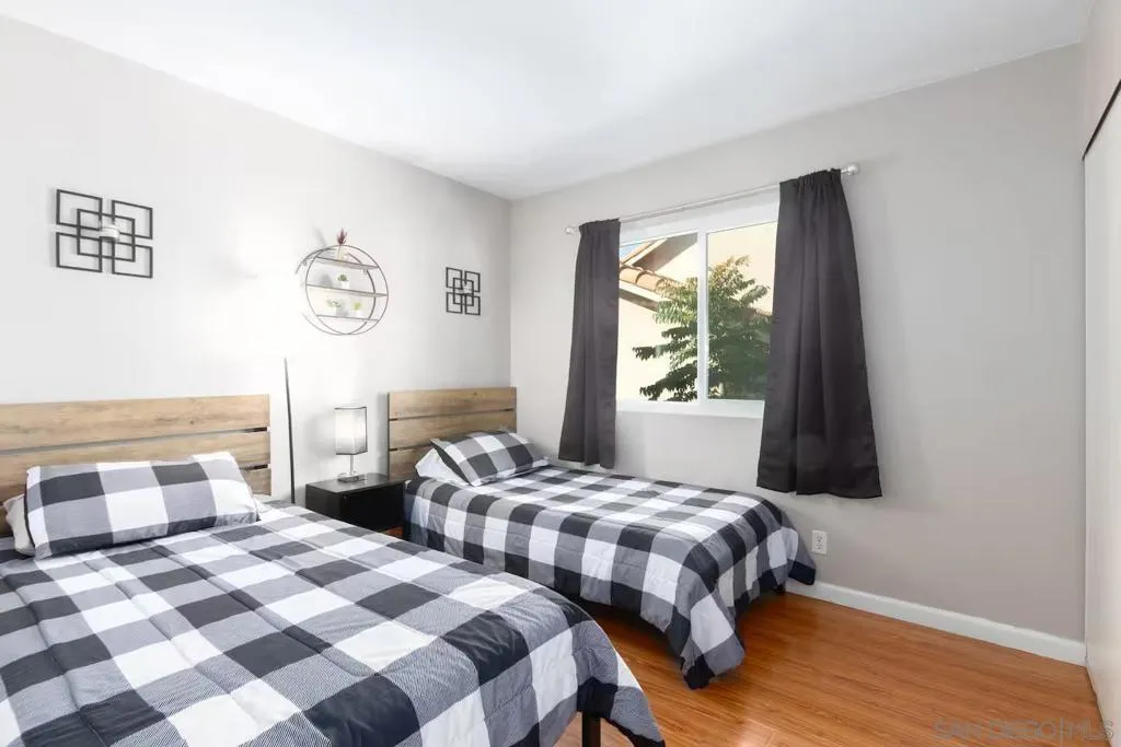 24643 Leafwood Dr, Murrieta, California 92562 home-pic-30