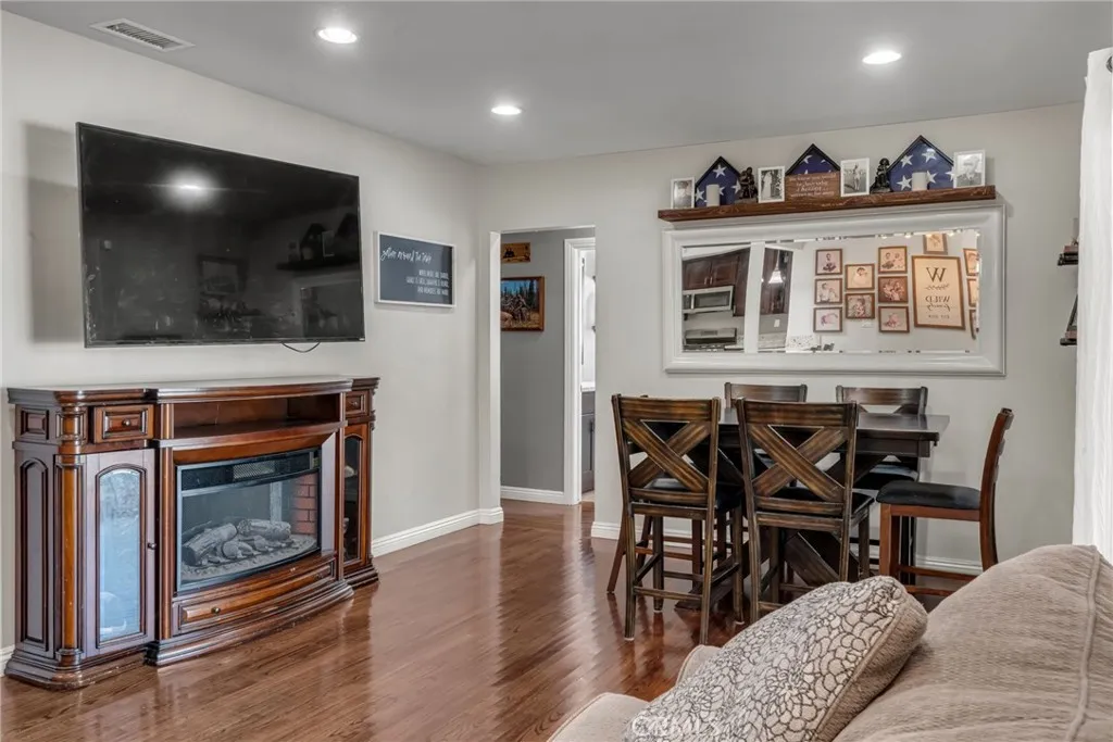 15309 Jenkins Drive, Whittier, California 90604 home-pic-14