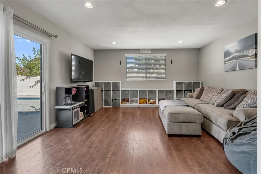 15309 Jenkins Drive, Whittier, California 90604 home-pic-20
