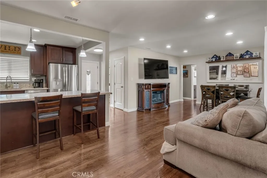 15309 Jenkins Drive, Whittier, California 90604 home-pic-12