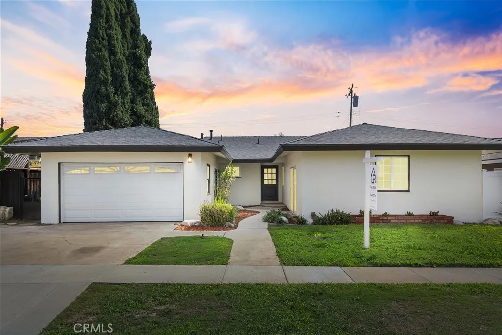 14032 Woodlawn, Tustin, California 92780 home-pic-0