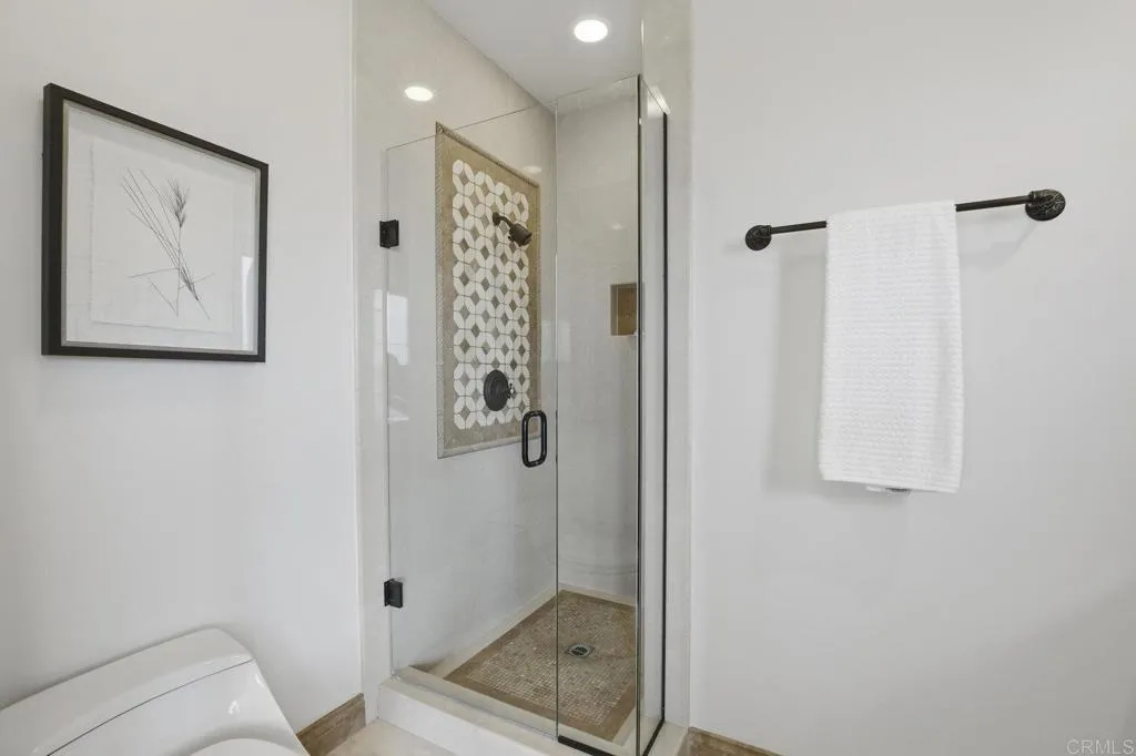 1745 Amalfi Street, La Jolla, California 92037 home-pic-49