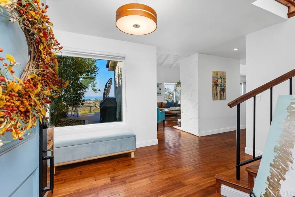 1762 Burgundy Road, Encinitas, California 92024 home-pic-6