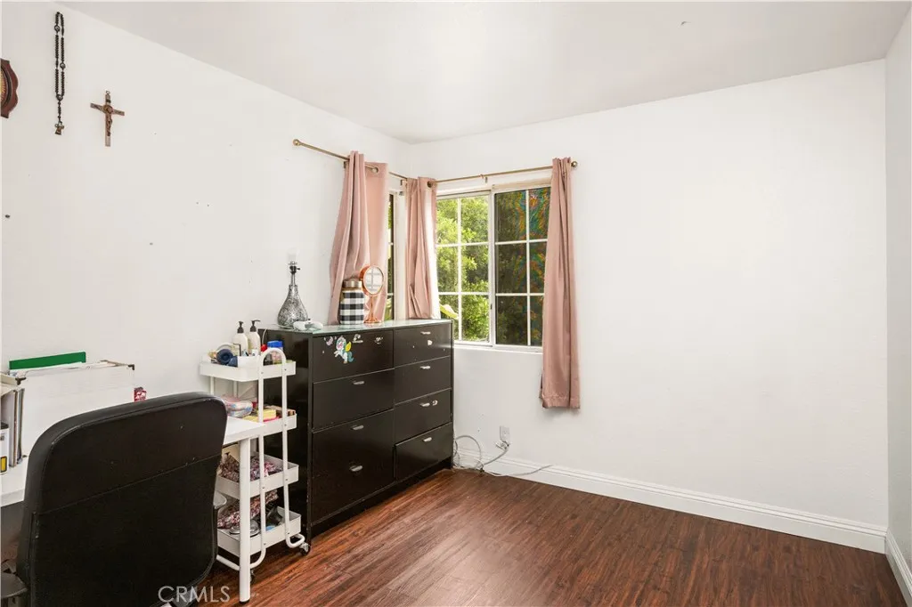 3267 Tyler, Riverside, California 92503 home-pic-26