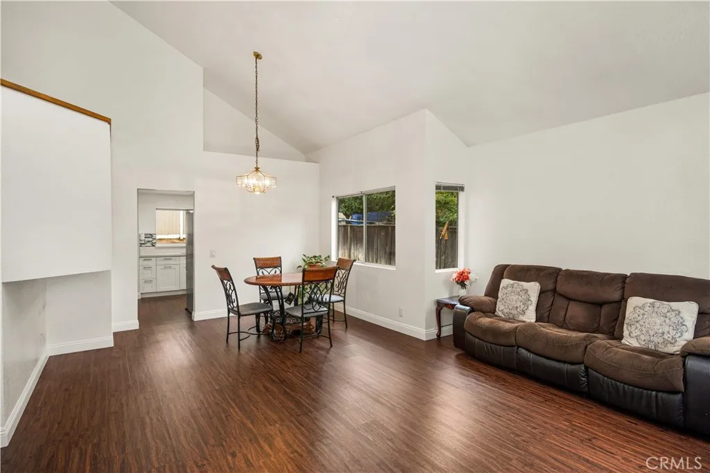 3267 Tyler, Riverside, California 92503 home-pic-7