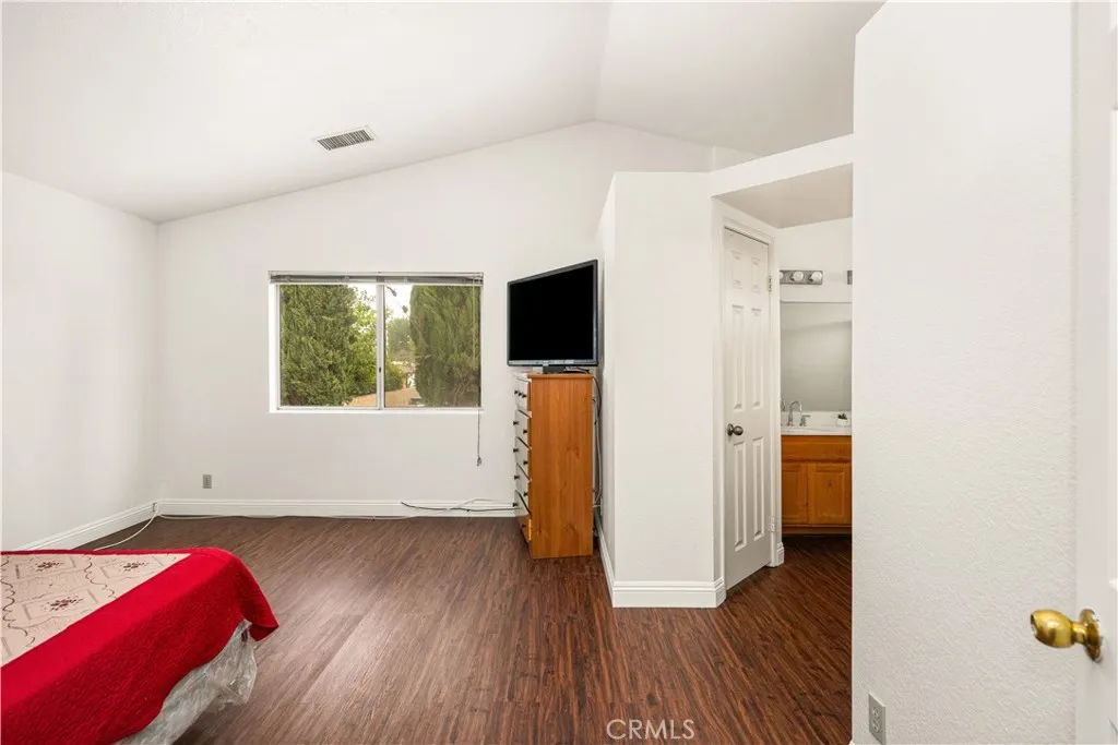 3267 Tyler, Riverside, California 92503 home-pic-20