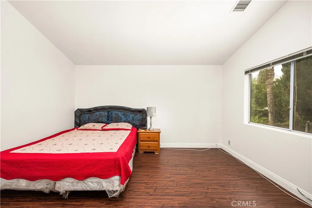 3267 Tyler, Riverside, California 92503 home-pic-21