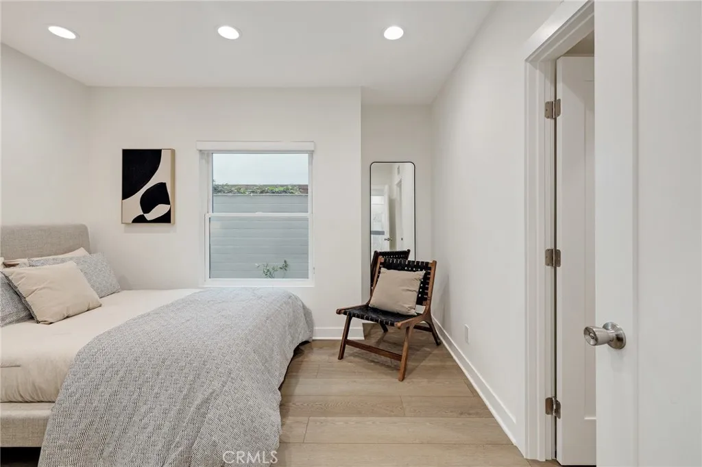 724 San Miguel Avenue, Venice, California 90291 home-pic-39