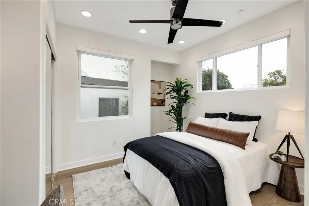 724 San Miguel Avenue, Venice, California 90291 home-pic-42
