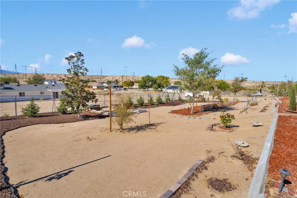 16812 Melba, Victorville, California 92394 home-pic-30