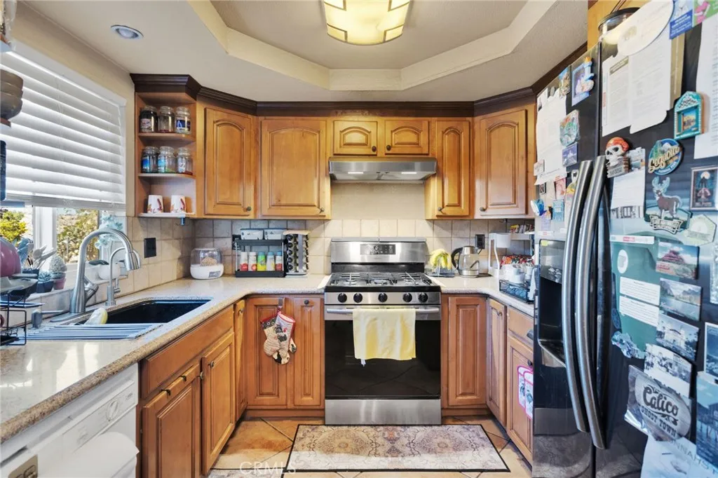 16812 Melba, Victorville, California 92394 home-pic-14