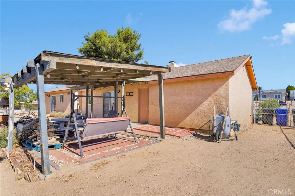 16812 Melba, Victorville, California 92394 home-pic-29