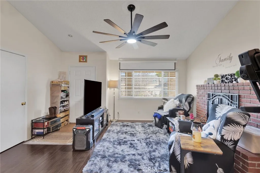 16812 Melba, Victorville, California 92394 home-pic-9