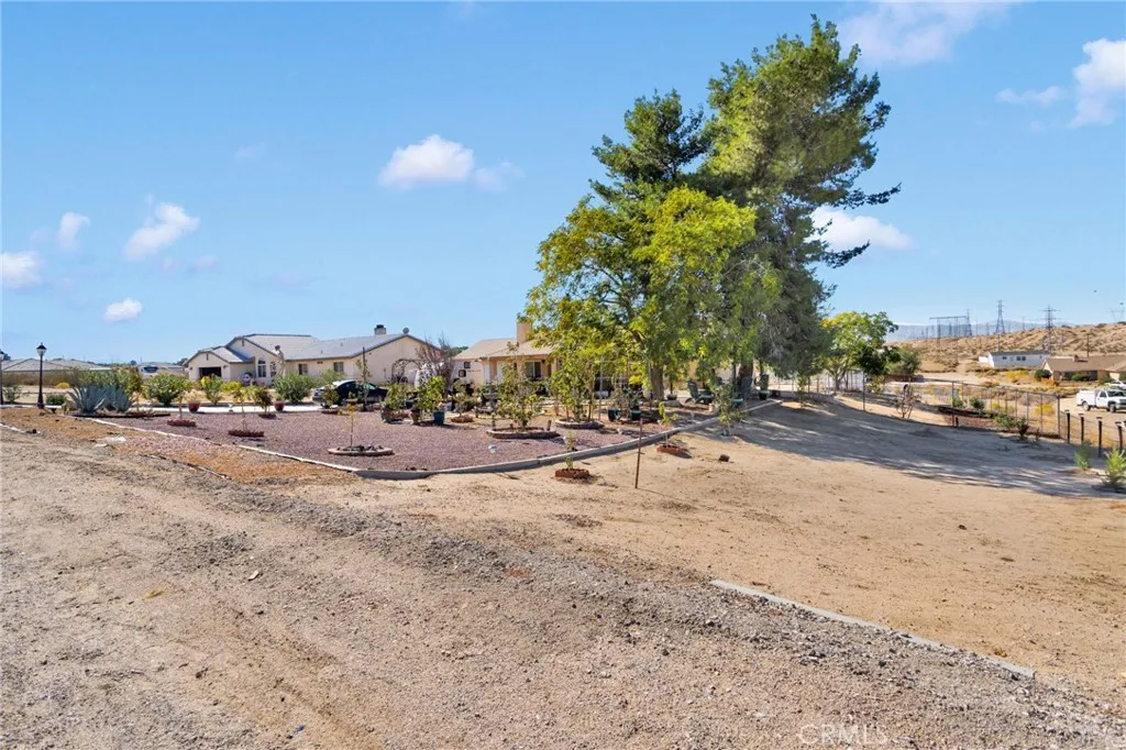 16812 Melba, Victorville, California 92394 home-pic-2
