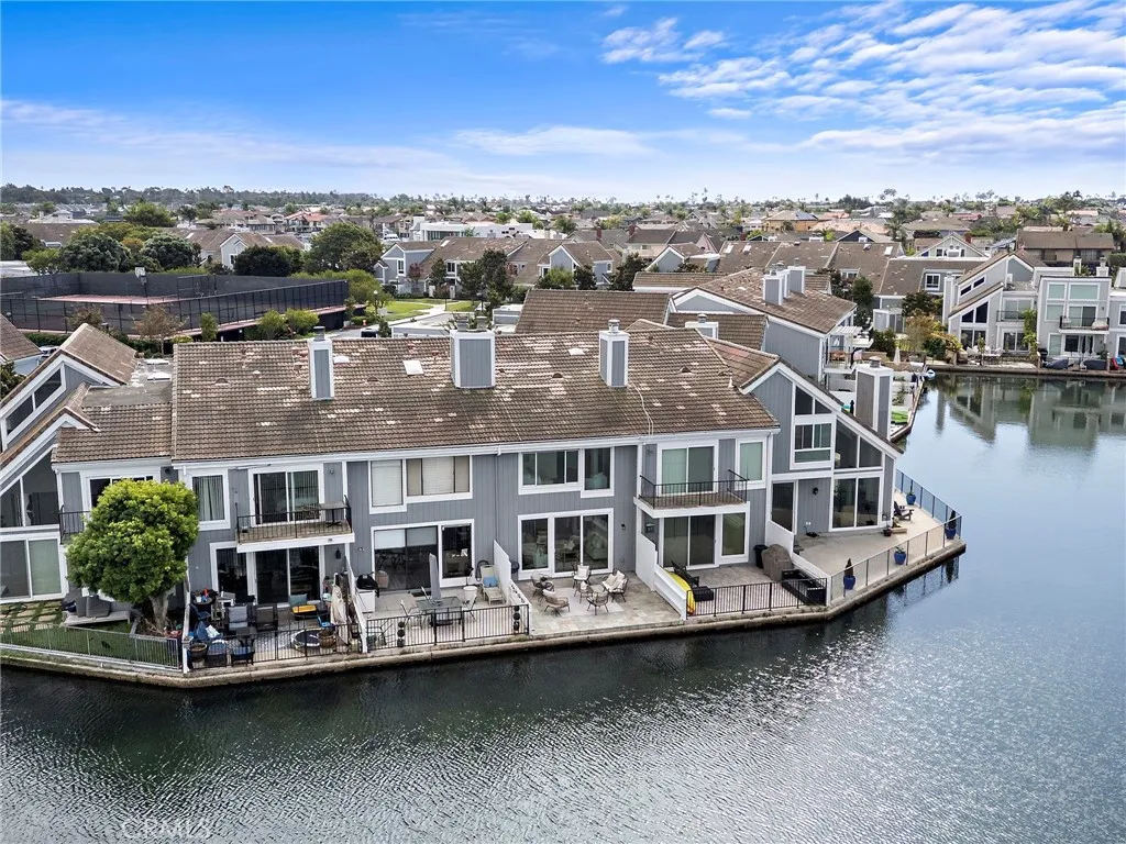 16103 Saint Croix, Huntington Beach, California 92649 home-pic-13