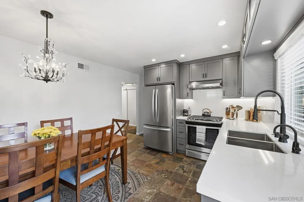 , San Diego, California 92124 home-pic-12