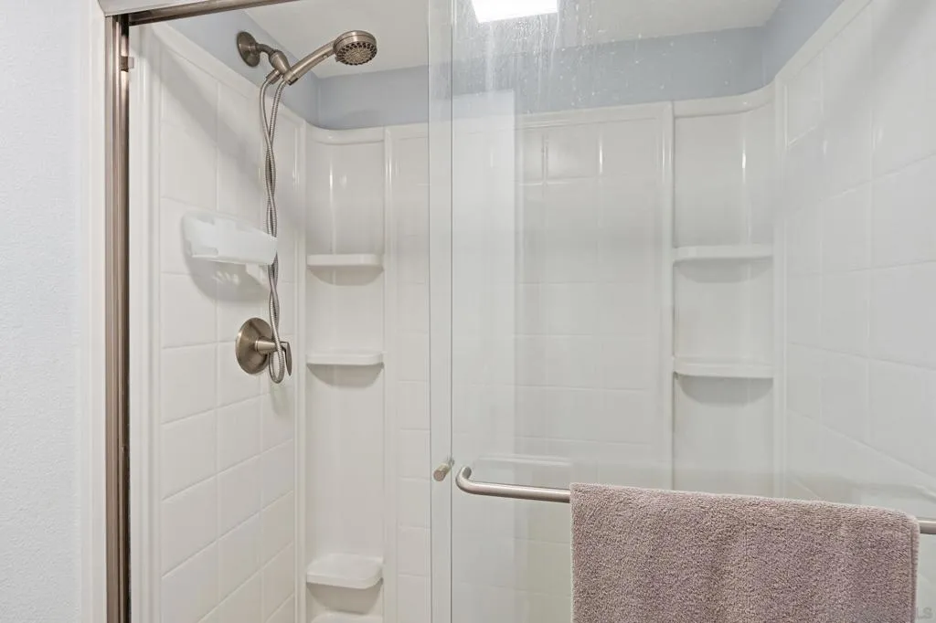 , San Diego, California 92124 home-pic-17