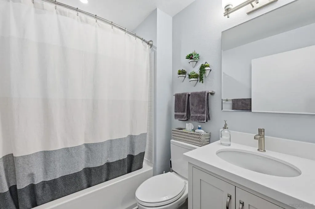 , San Diego, California 92124 home-pic-21