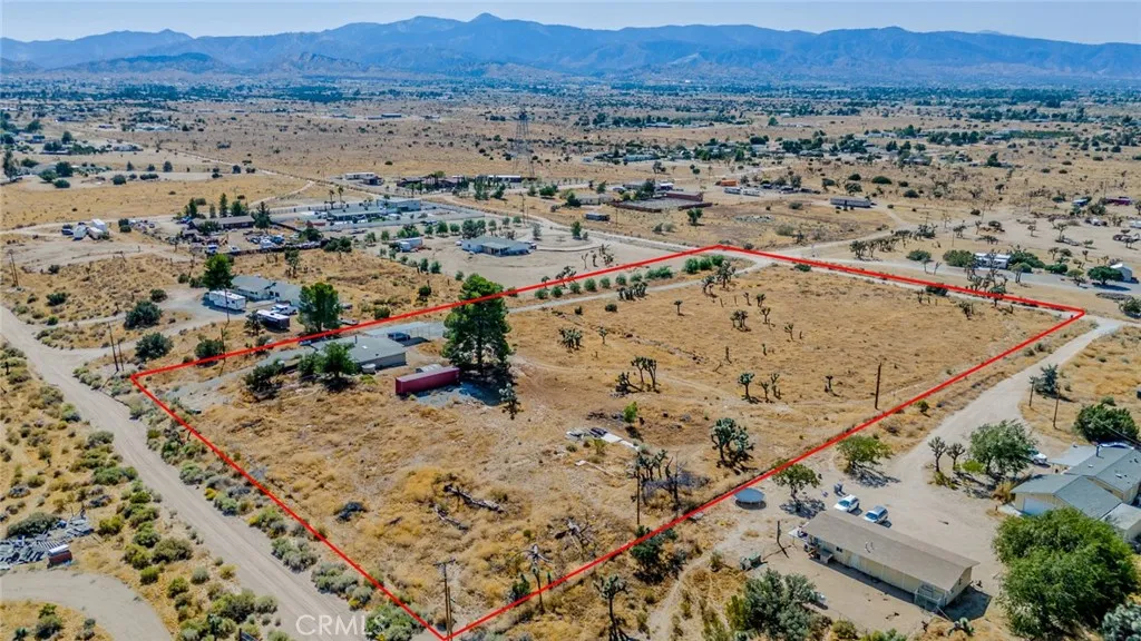 10601 Anderson Ranch Rd, Phelan, California 92371 home-pic-13