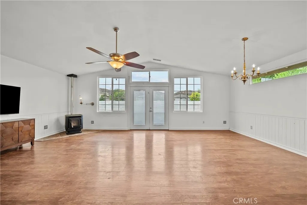28144 Alaminos Drive, Saugus, California 91350 home-pic-14