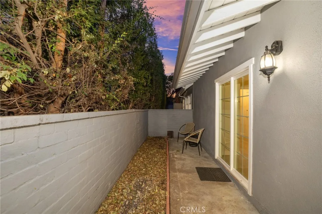 380 Alpine, Pasadena, California 91106 home-pic-31