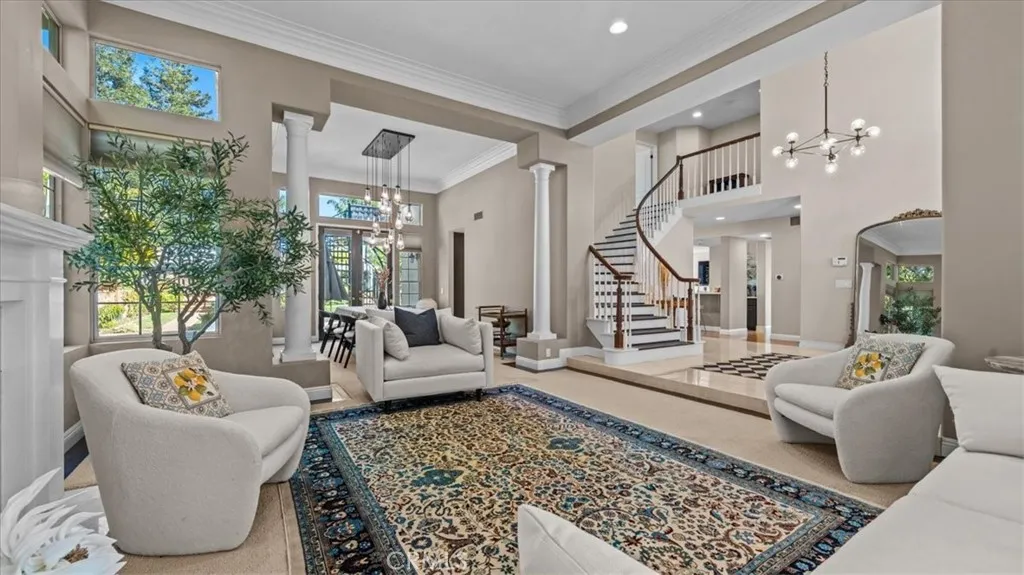 2162 N Euclid Avenue, Upland, California 91784 home-pic-8