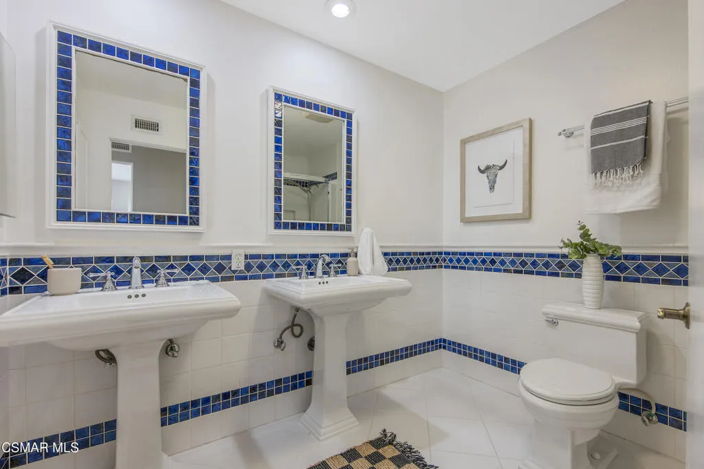 1174 S Westlake Boulevard C, Westlake Village, California 91361 home-pic-26